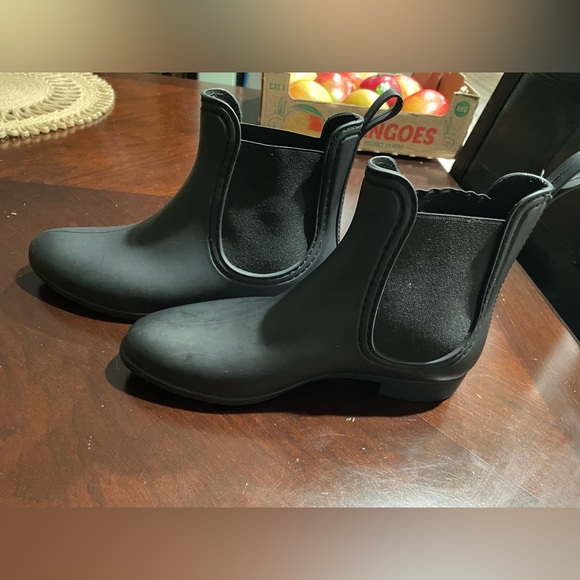 Jeffrey Campbell Havana Last Matte Black Rain Ankle Booties Womens Size 8 - Picture 8 of 9